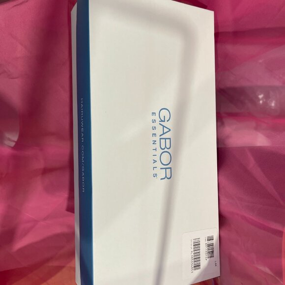 NIB Gabor Essentials Simply Delightful Heat Friendly Long Wig Ash Blonde Rooted - Picture 4 of 5